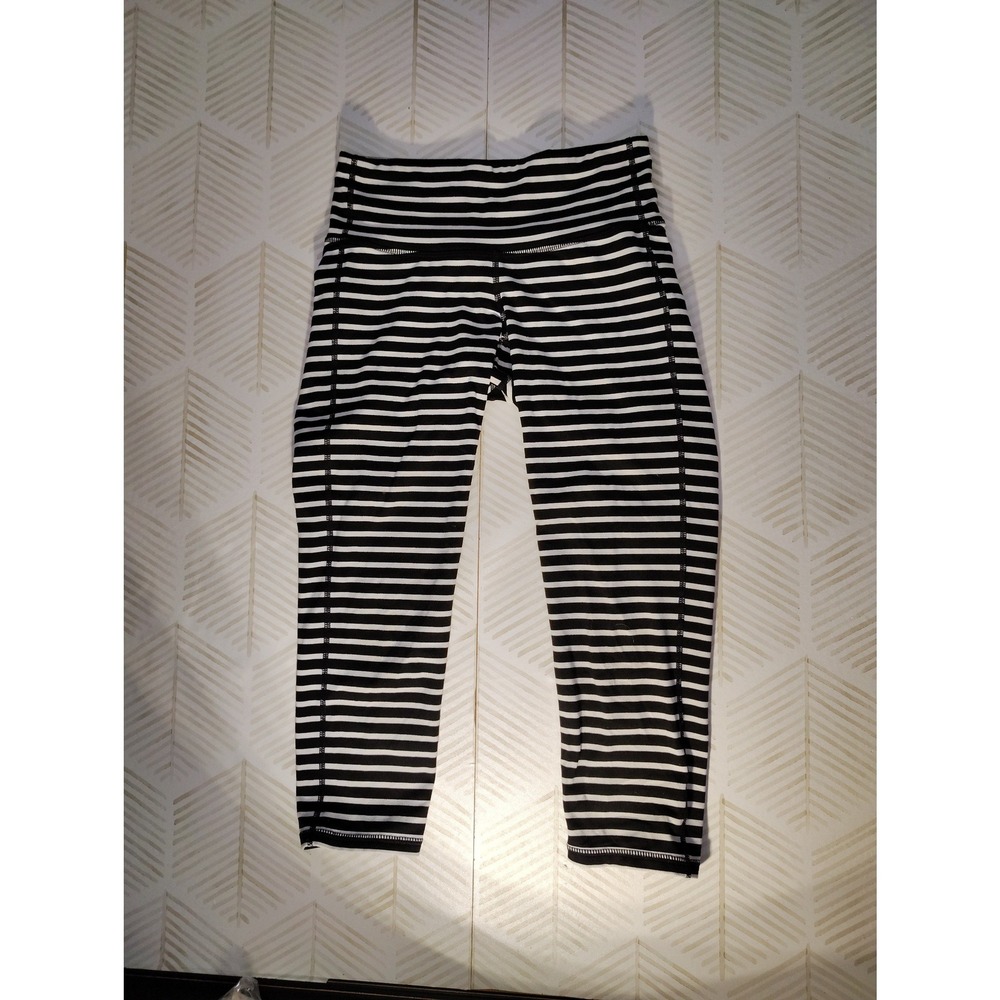 Athleta Black White Striped High Waisted Crop Leggings RN 54023‎ Size XS